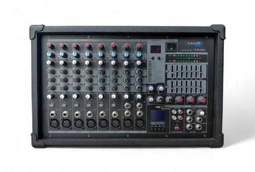 [TKM8600] TKM8600 CABEZAL TITANIK DE 8 CANALES 600W RMS